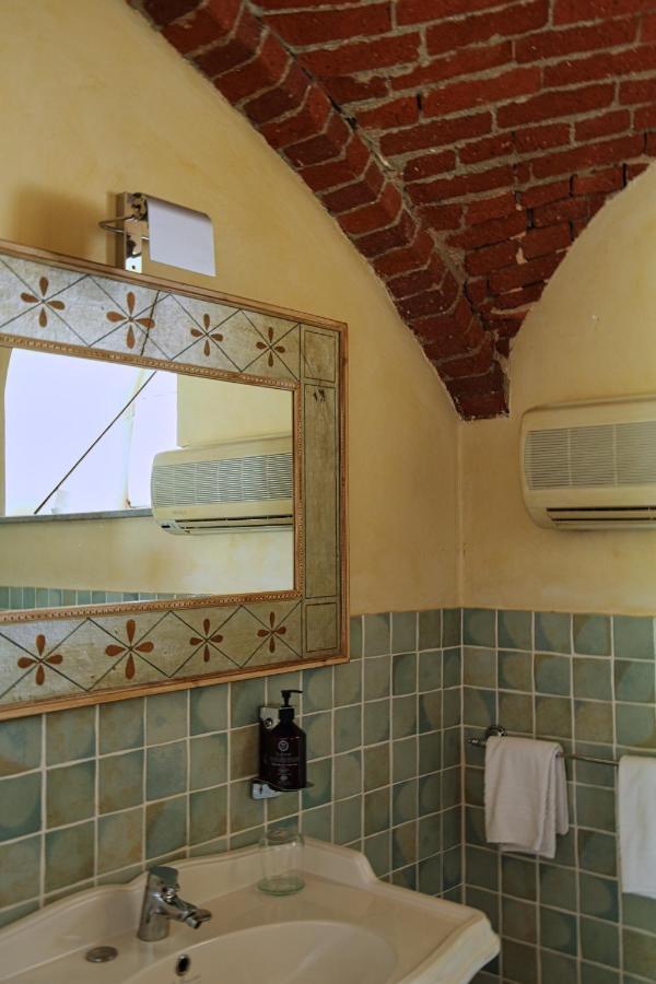 Buriasco Tenuta La Cascinetta מראה חיצוני תמונה